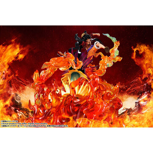 Figura de Monkey D. Luffy lanzando su feroz ataque Red Roc. Medidas: 45 cm.