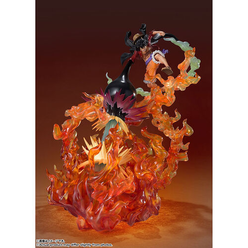 Figura de Monkey D. Luffy lanzando su feroz ataque Red Roc. Medidas: 45 cm.