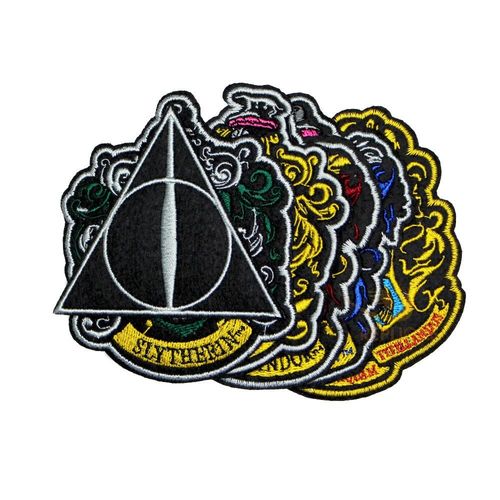 Set parches deluxe Escudos Harry Potter